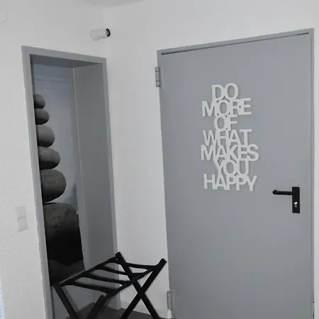 Moderne Mit Wellnessflair Apartamento