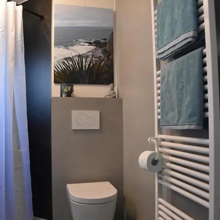 Moderne Mit Wellnessflair Apartamento