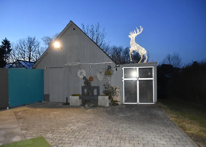 Moderne Mit Wellnessflair Apartment *